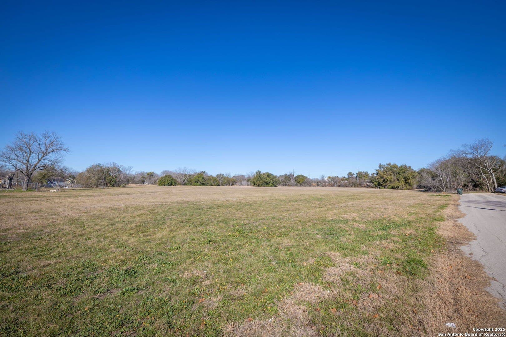 4.32 acres in Guadalupe County - photo 16