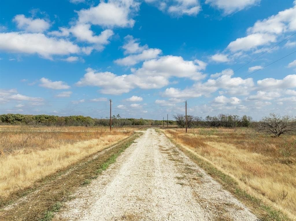 10.01 acres in Hill County