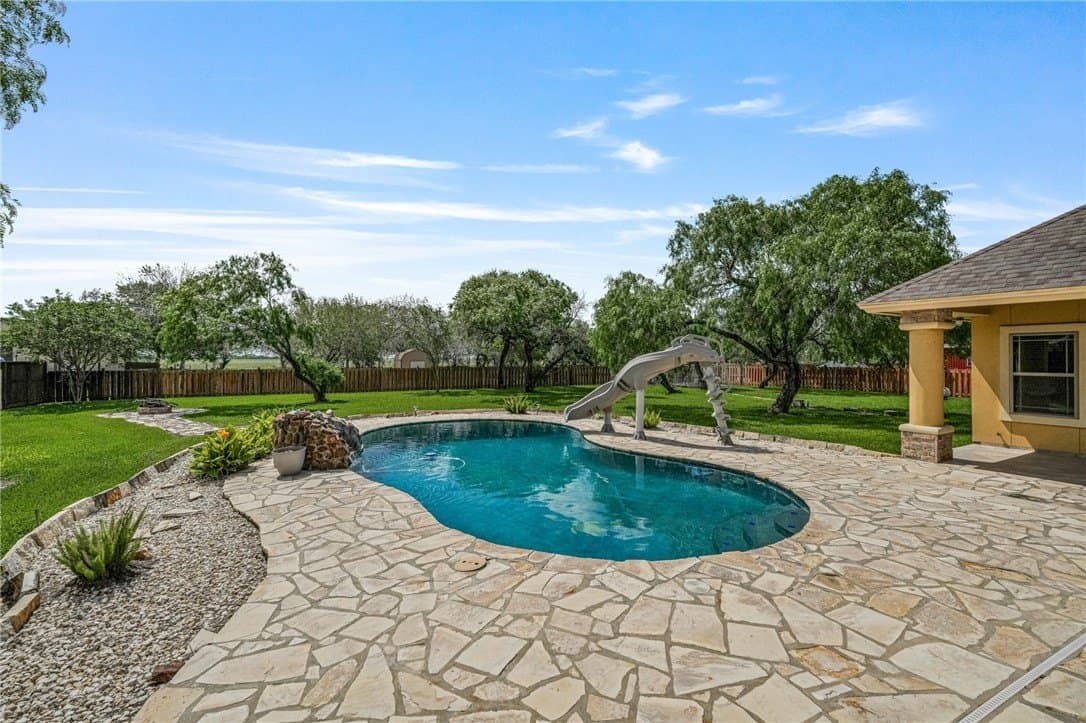 65,340 acres in Nueces County - photo 37