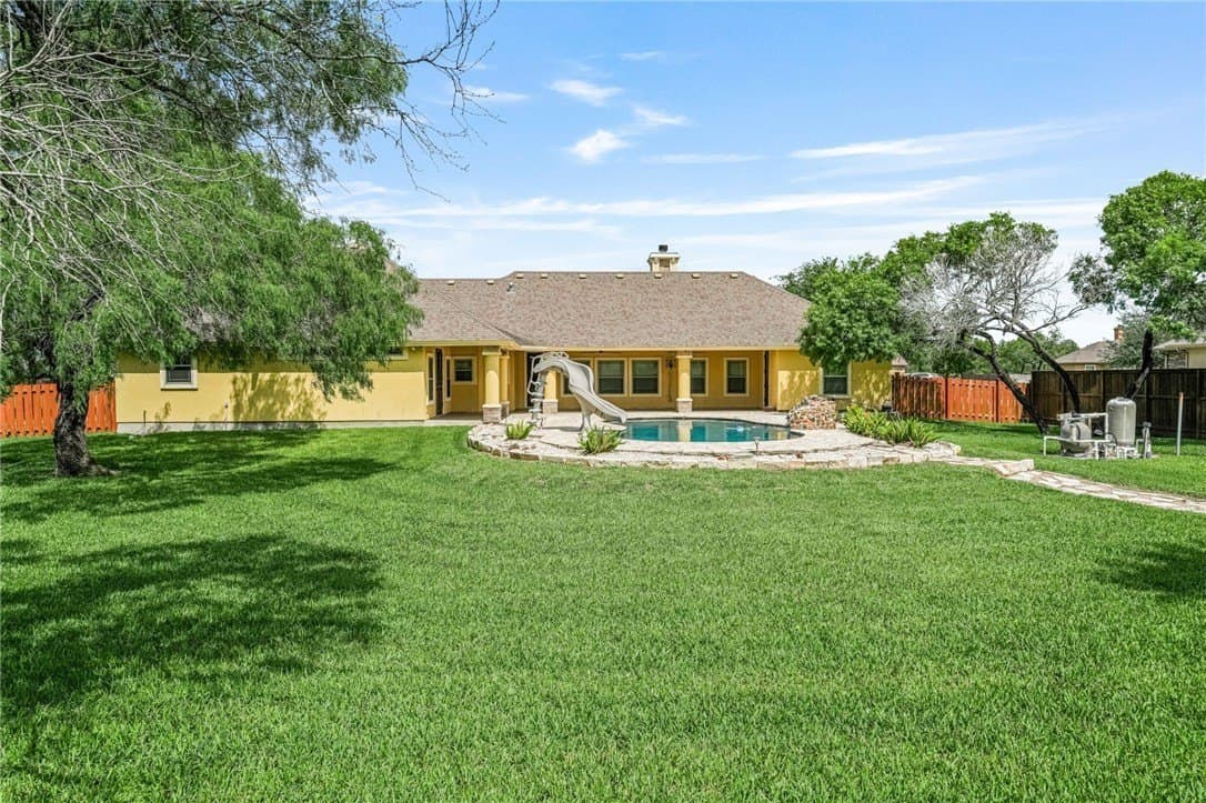 65,340 acres in Nueces County - photo 39
