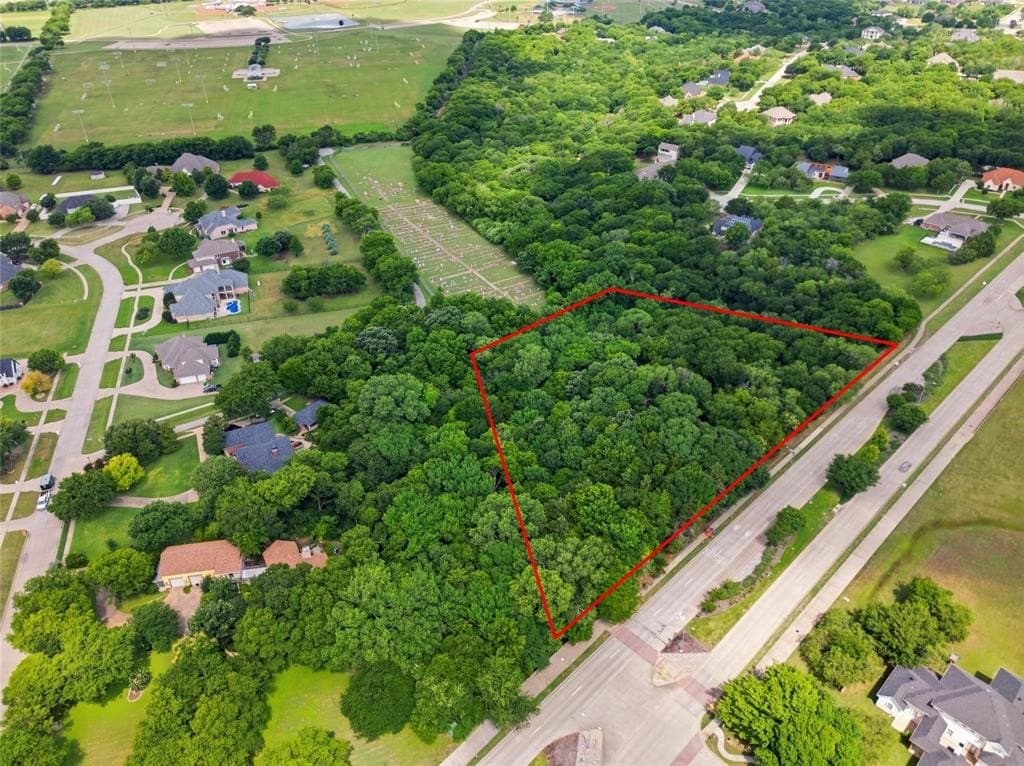 2.74 acres in Dallas County gallery image 2