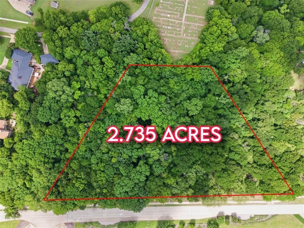 2.74 acres in Dallas County