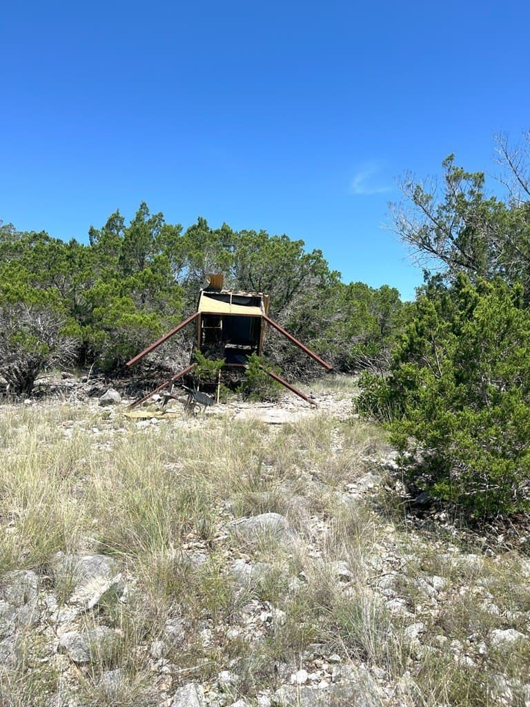 20.14 acres in Real County - photo 41