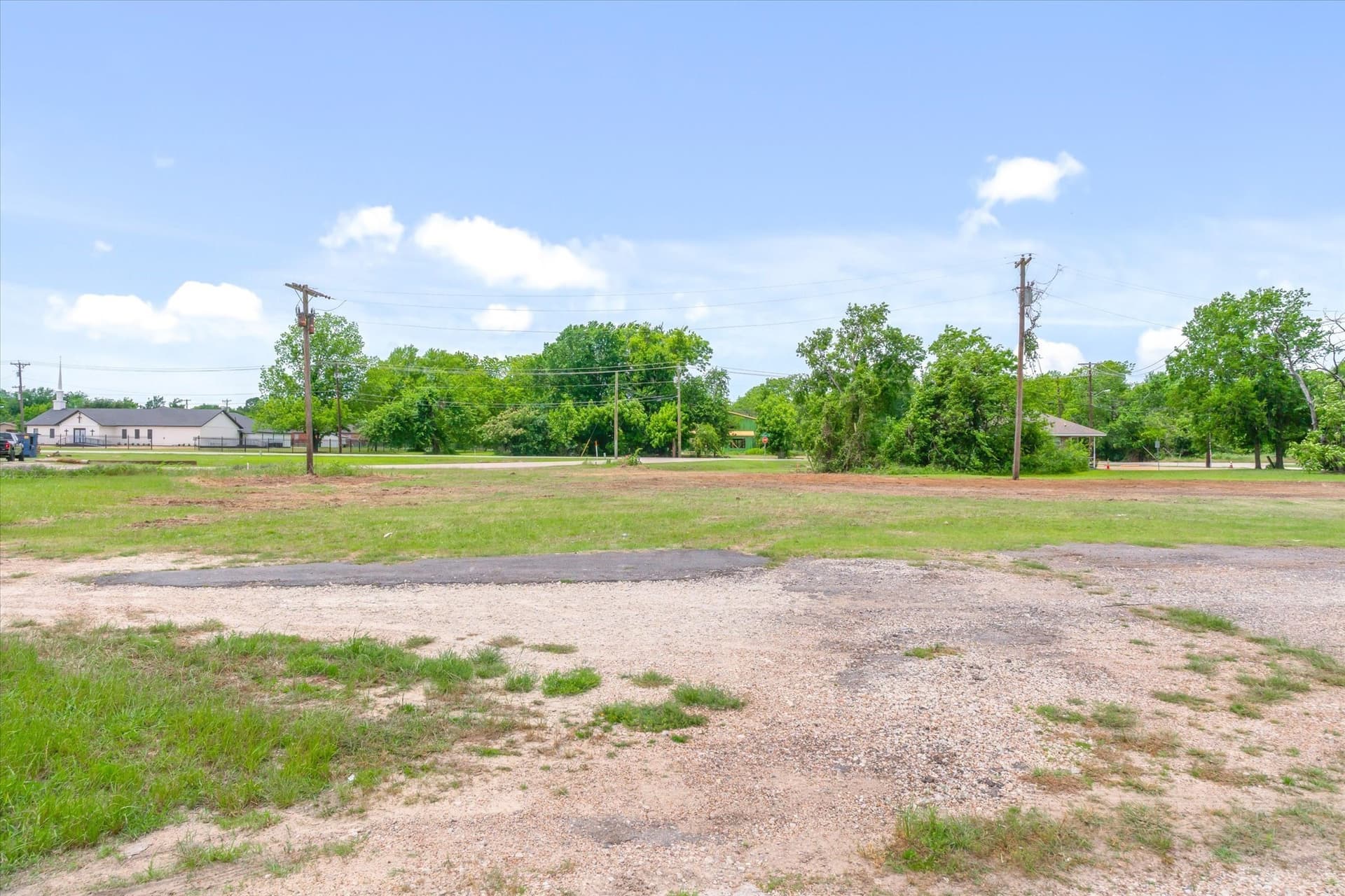 0.71 acres in Kaufman County - photo 18