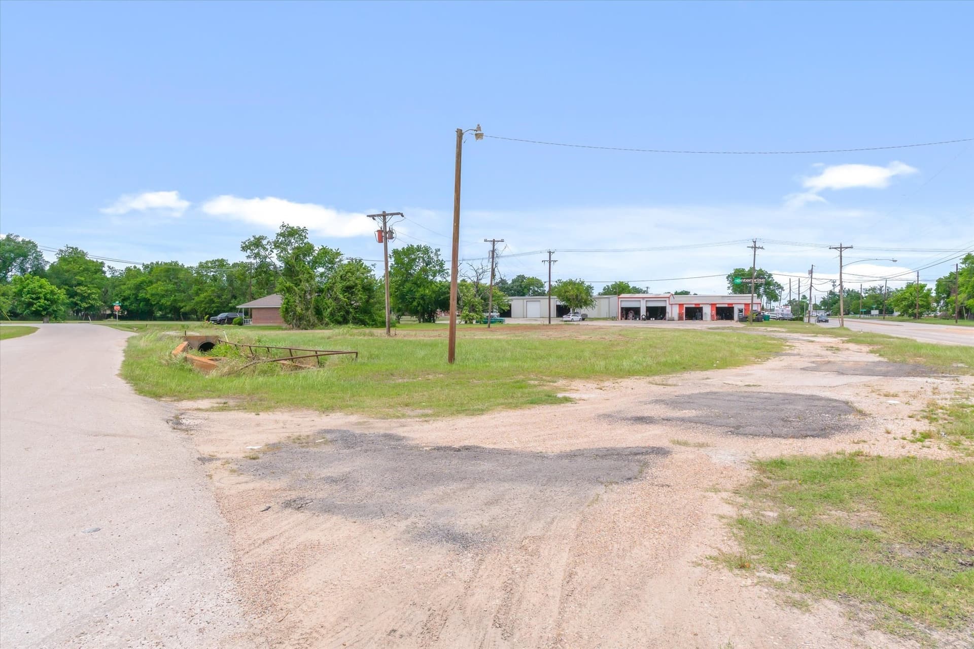 0.71 acres in Kaufman County - photo 16
