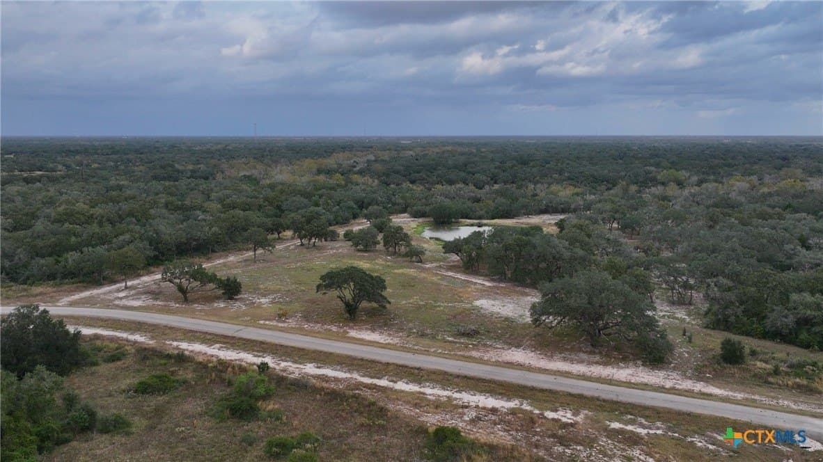 12.81 acres in Victoria County - photo 13