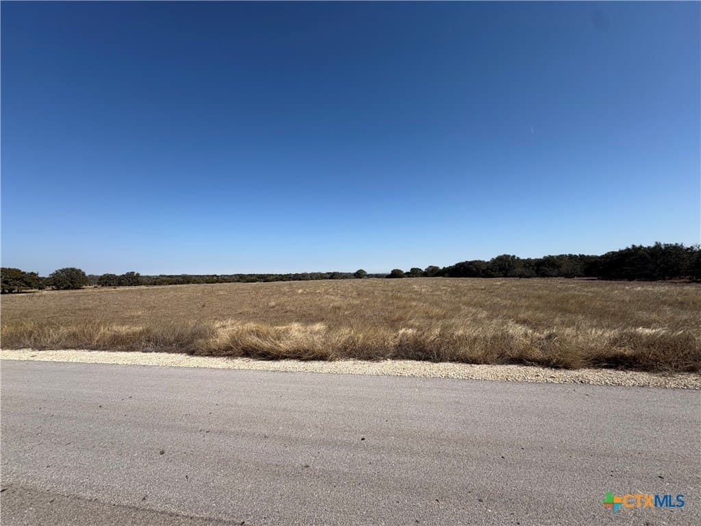 5.3 acres in Burnet County gallery image 3