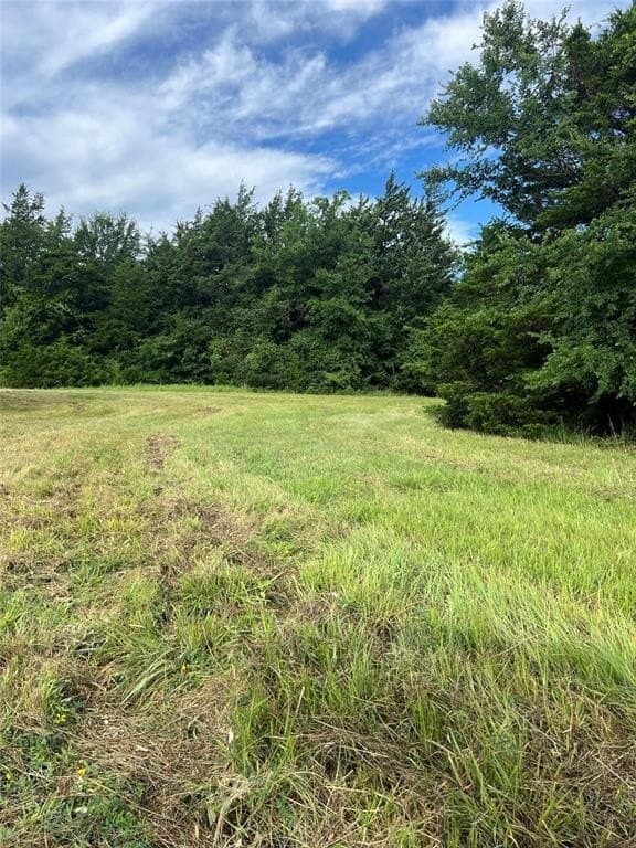 11.96 acres in Hopkins County