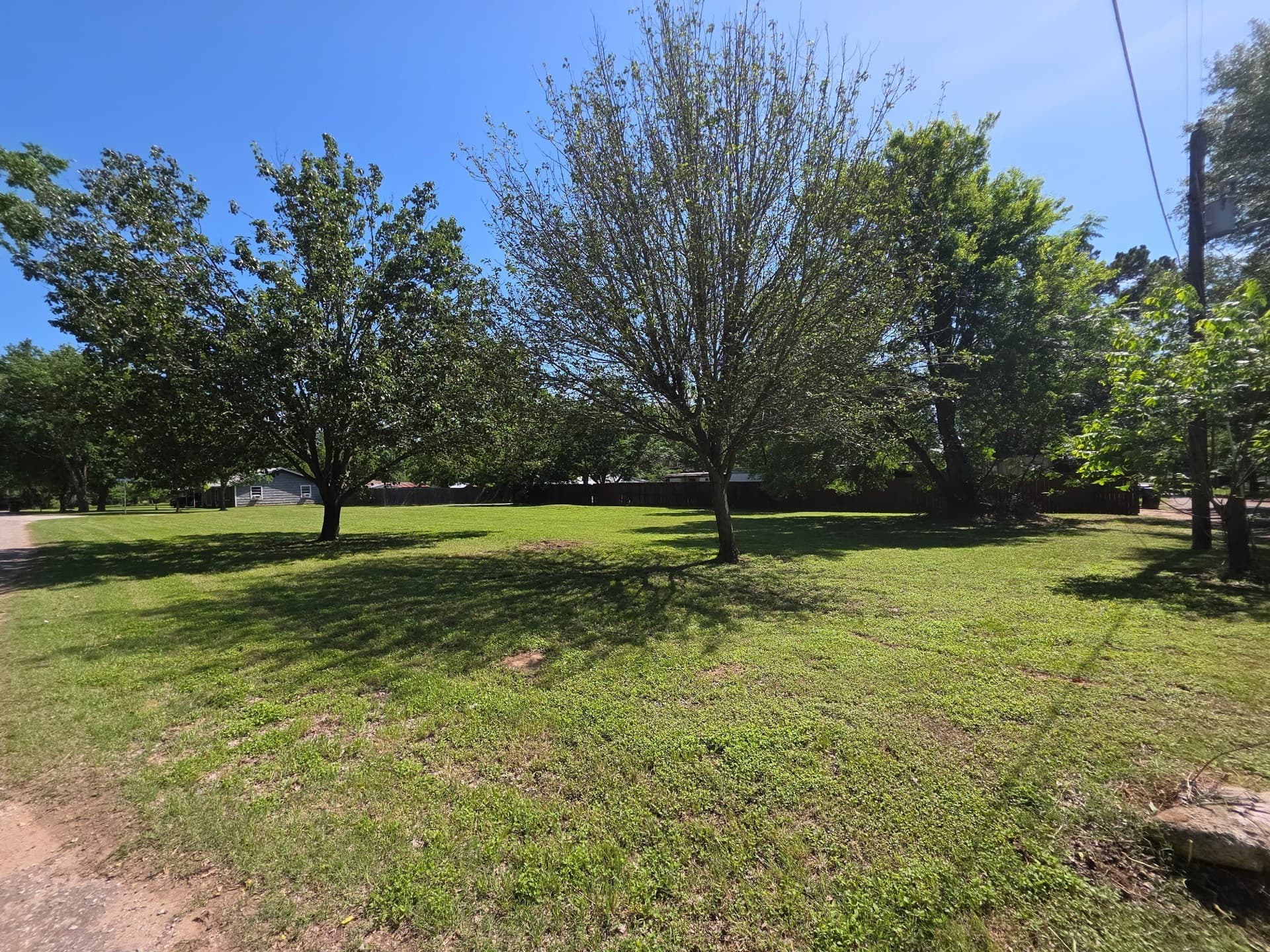 0.33 acres in Freestone County - photo 2