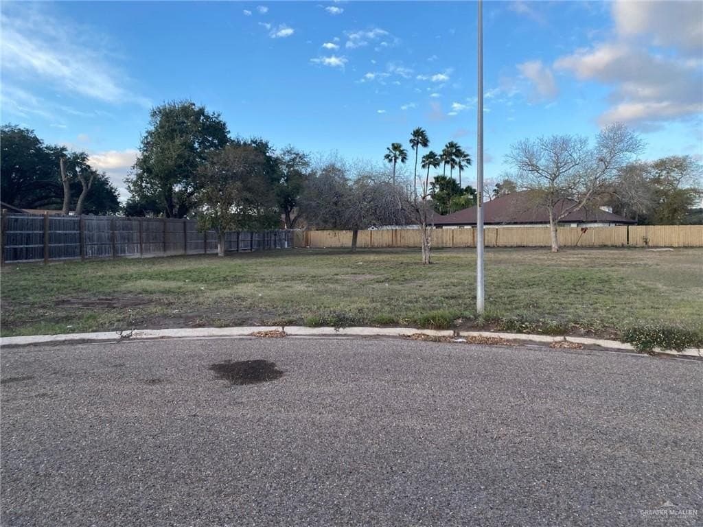 0.28 acres in Hidalgo County gallery image 3