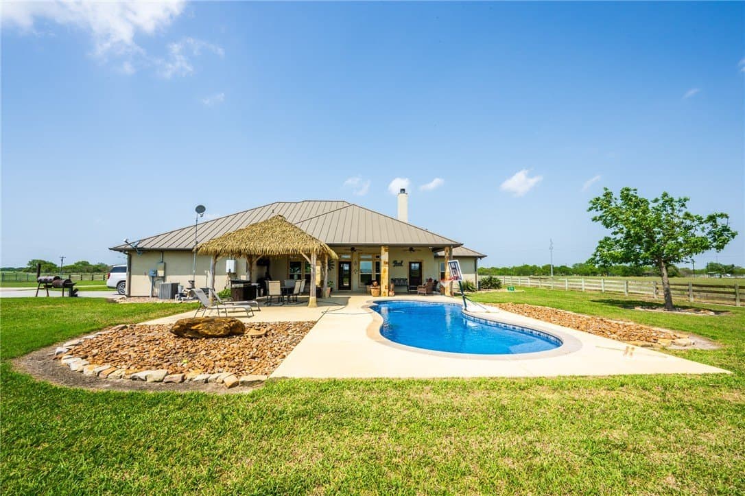 32 acres in San Patricio County gallery image 4