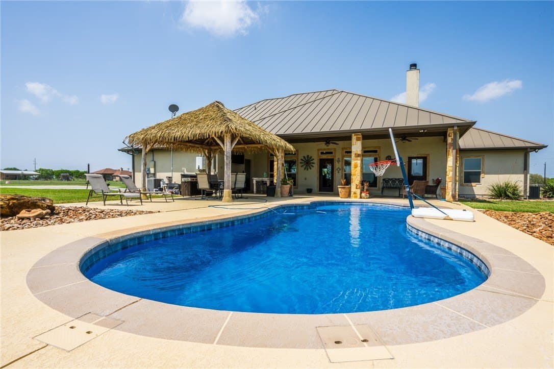 32 acres in San Patricio County gallery image 3