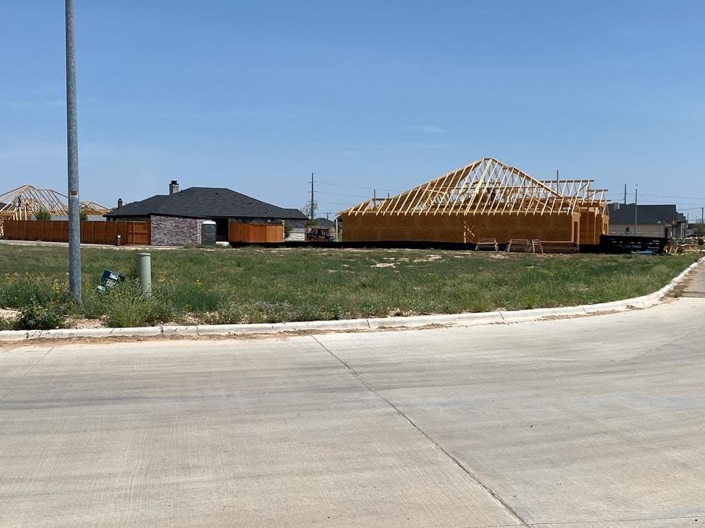 0.35 acres in Midland County