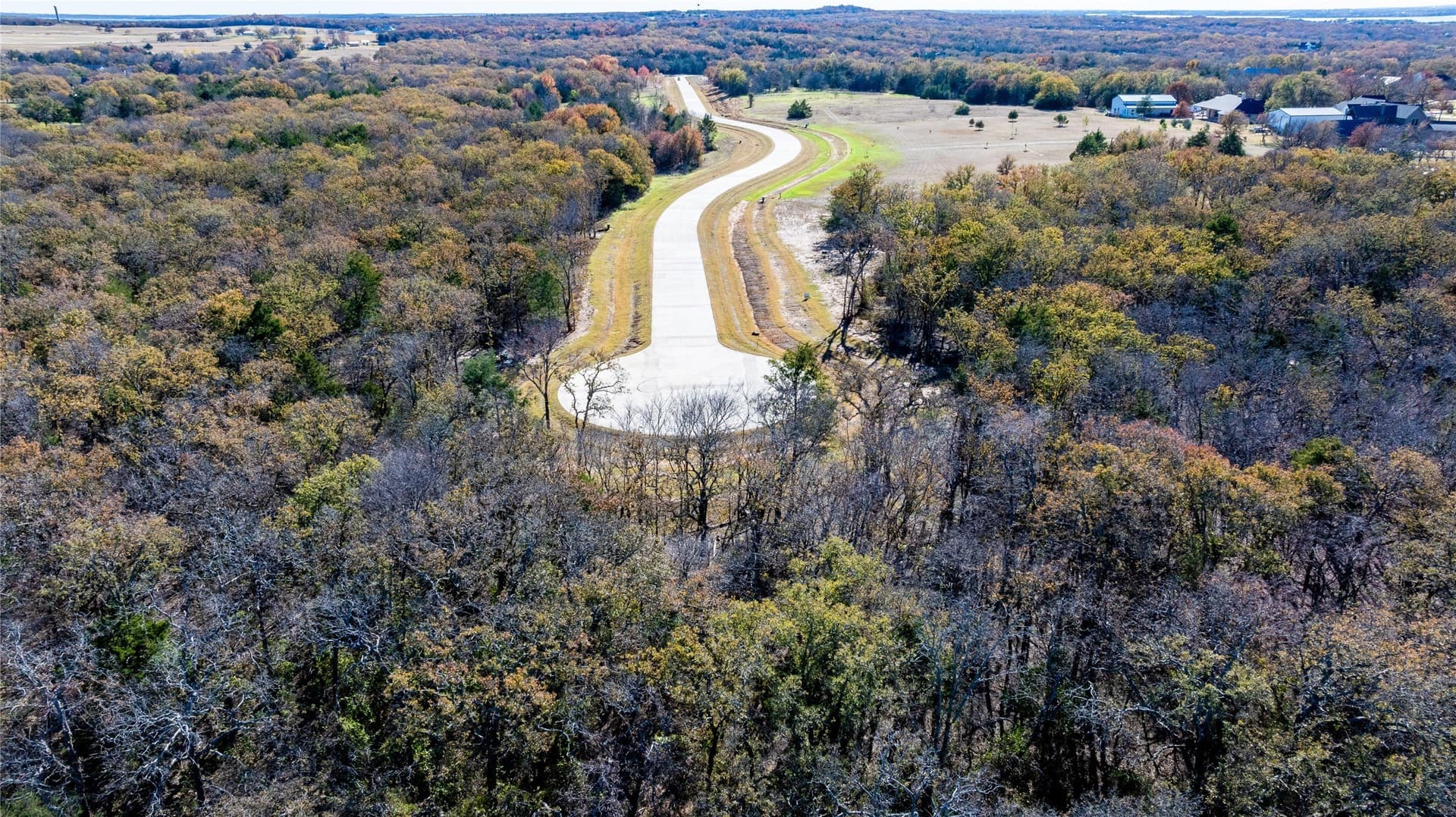 2.01 acres in Cooke County - photo 8