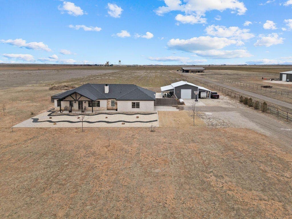 10.01 acres in Lubbock County