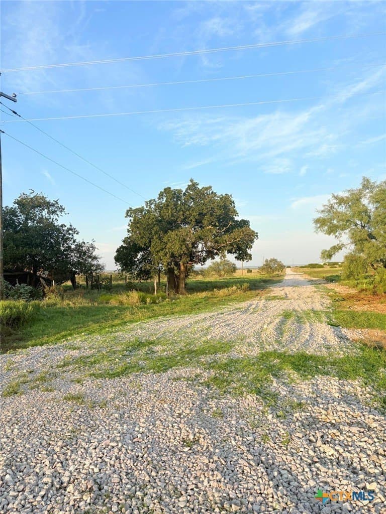 10.13 acres in Lampasas County gallery image 3