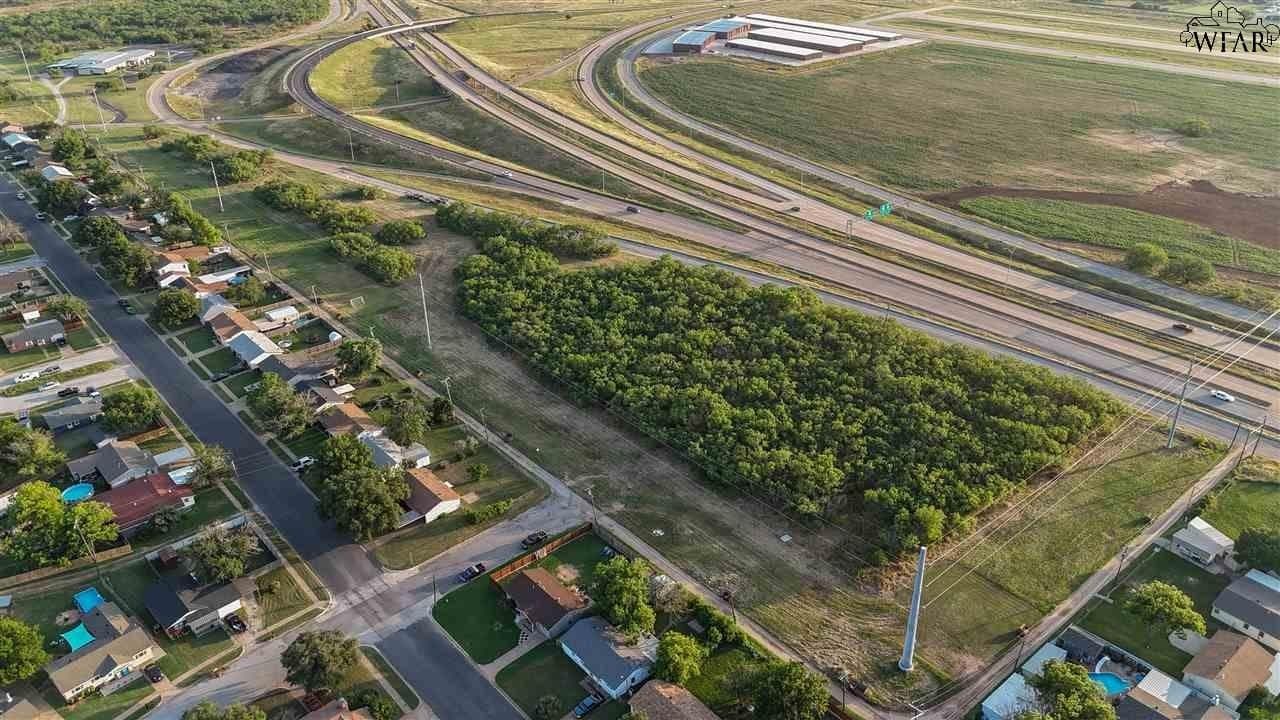 6.62 acres in Wichita County gallery image 4