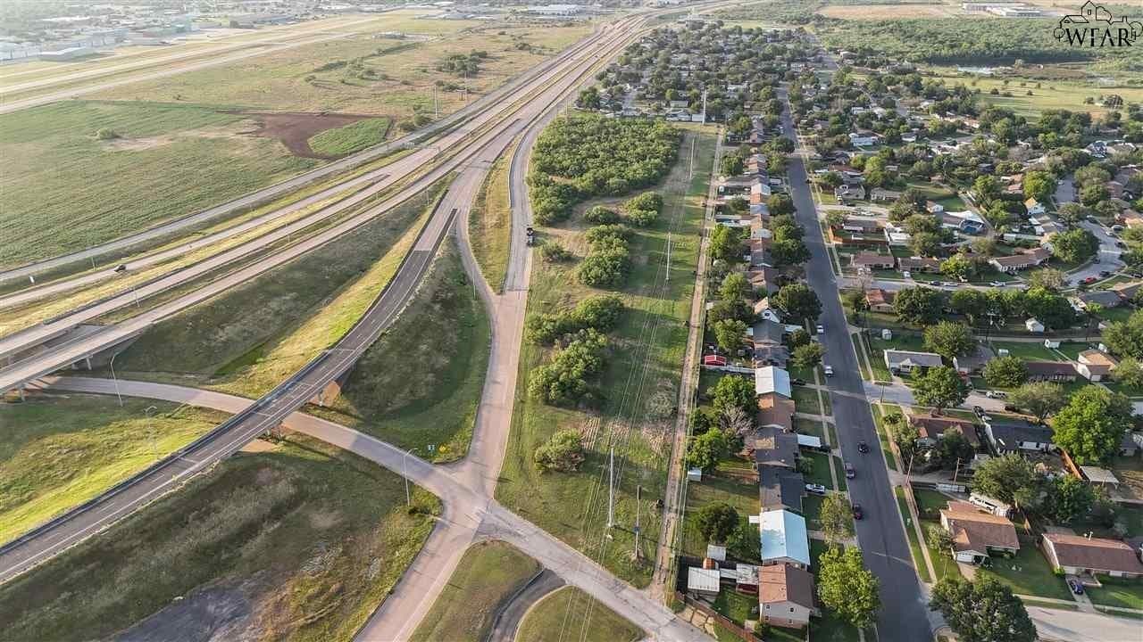 6.62 acres in Wichita County