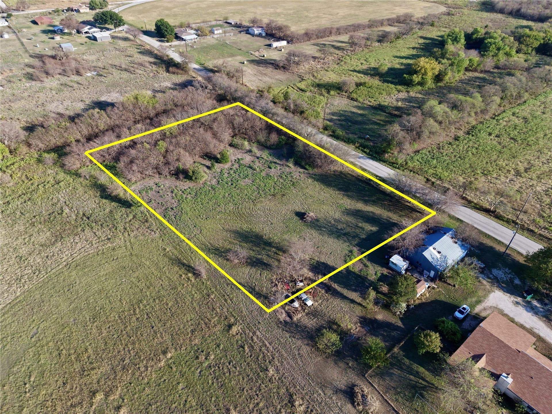 1.22 acres in Denton County - photo 4
