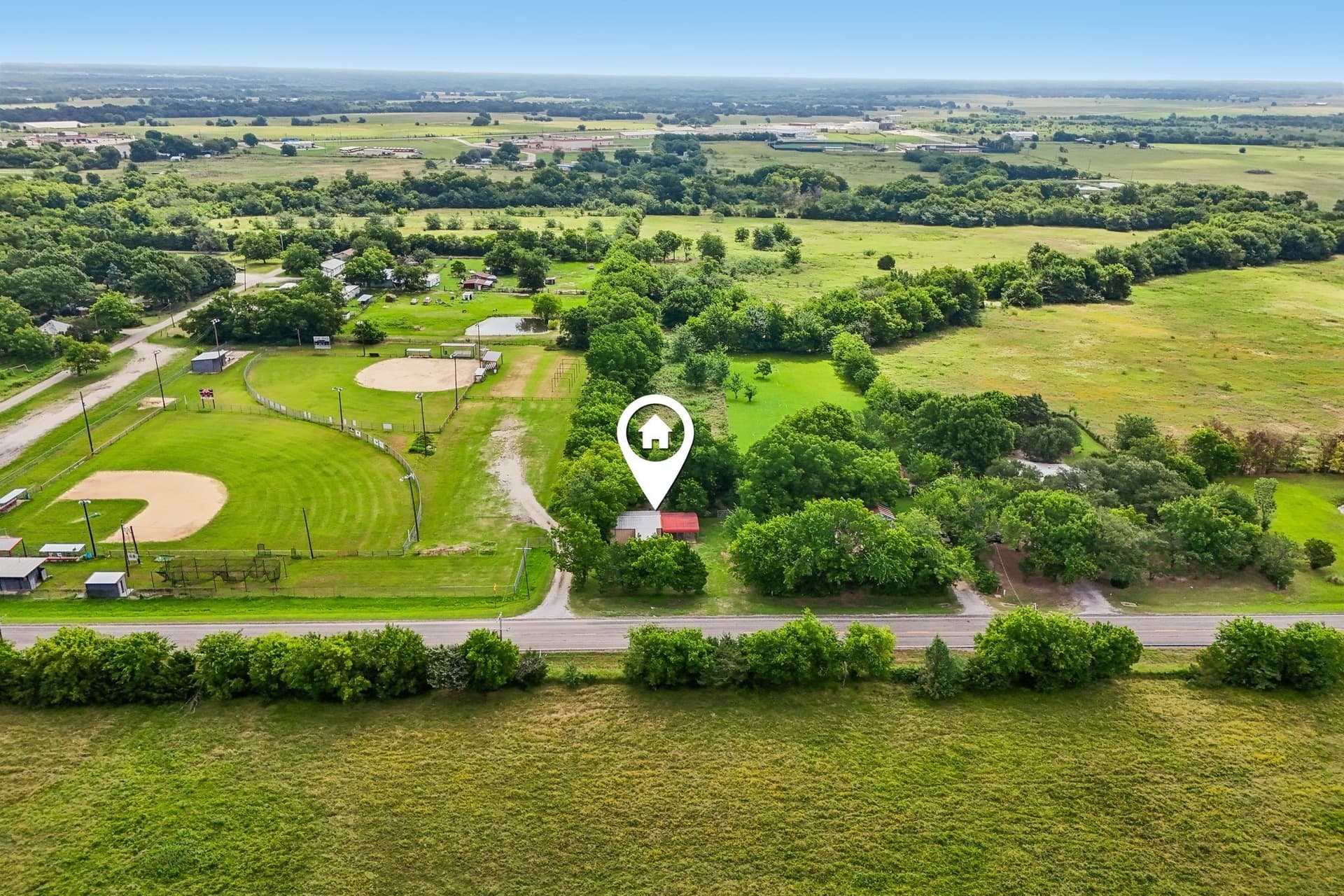 1 acres in Hunt County gallery image 2