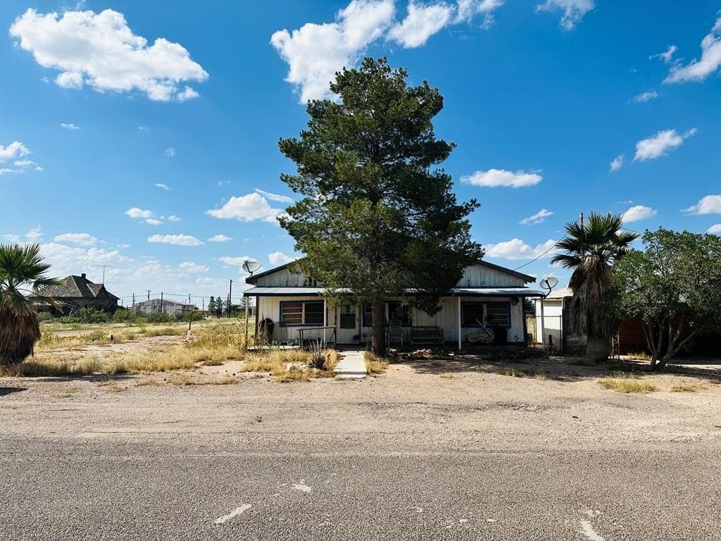 0.96 acres in Ward County