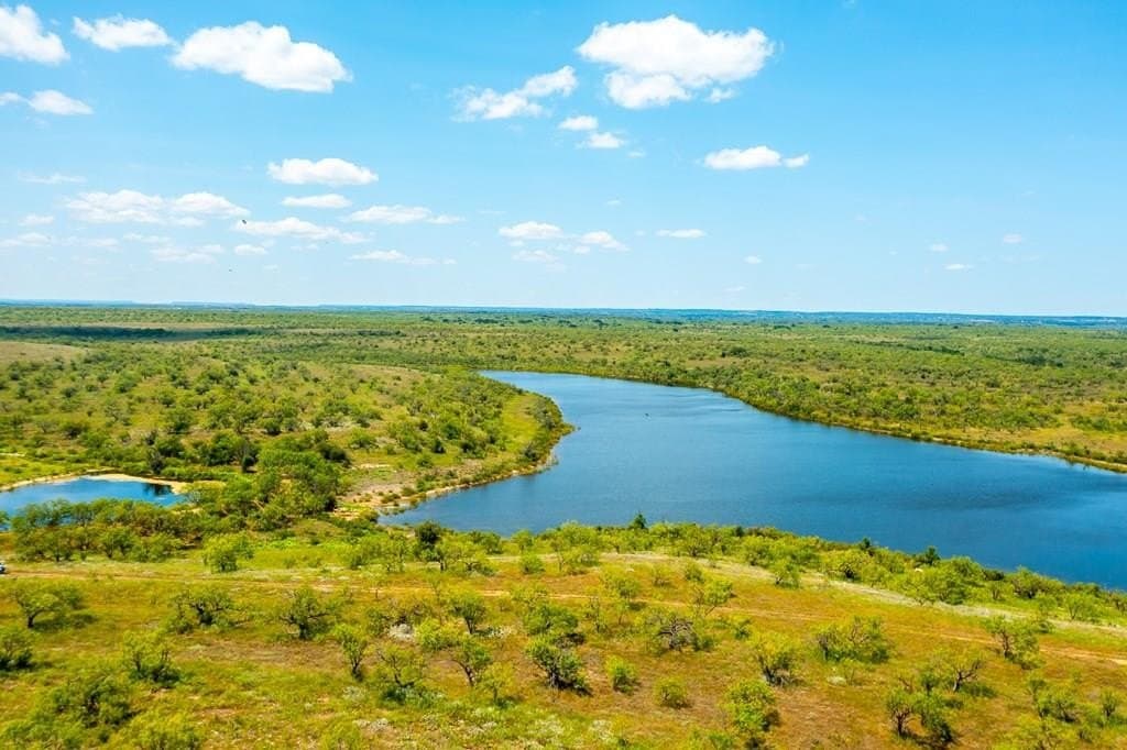 1,145 acres in Coleman County