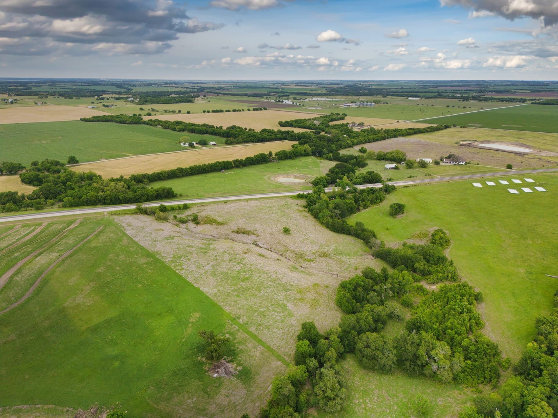 10.01 acres in McLennan County gallery image 2