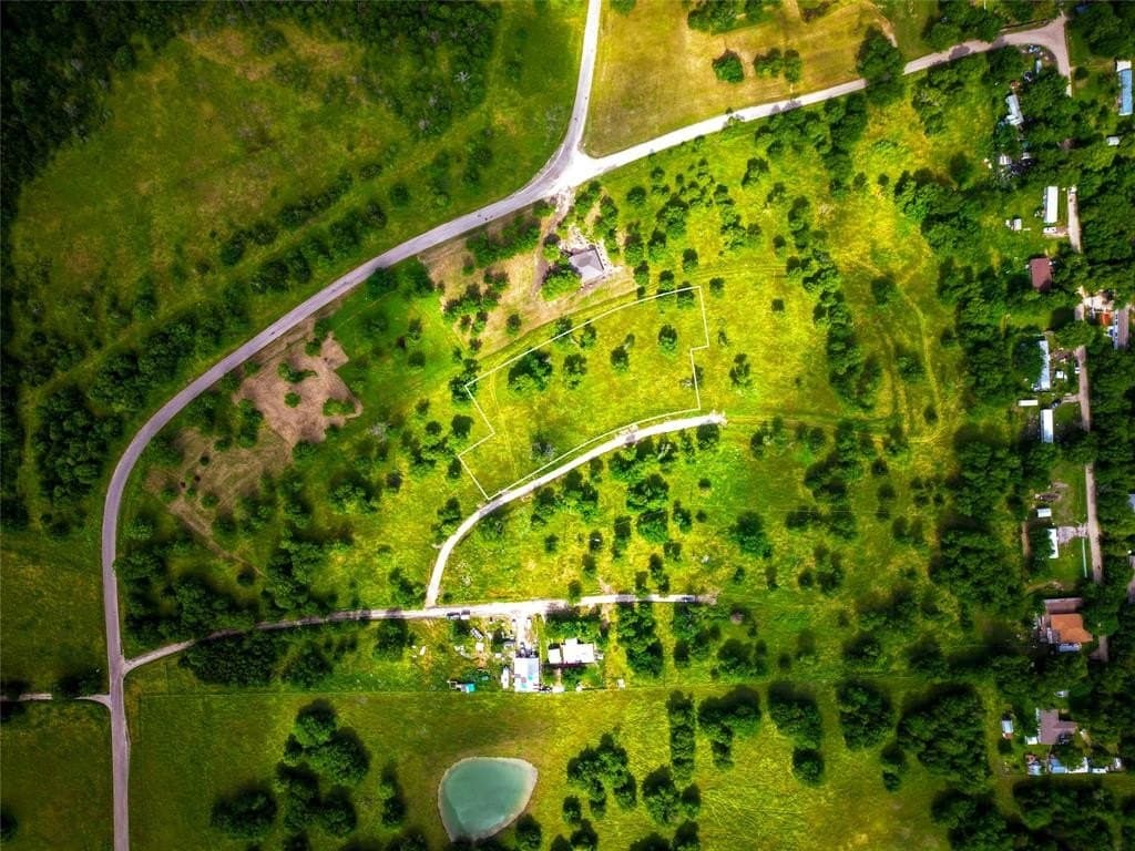 0.88 acres in Hunt County featured view