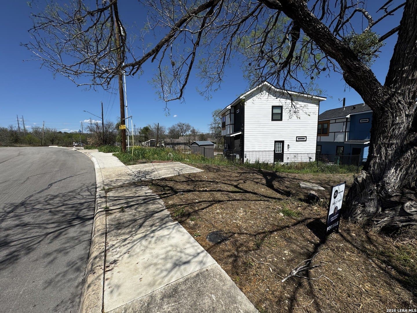 0.24 acres in Bexar County gallery image 3