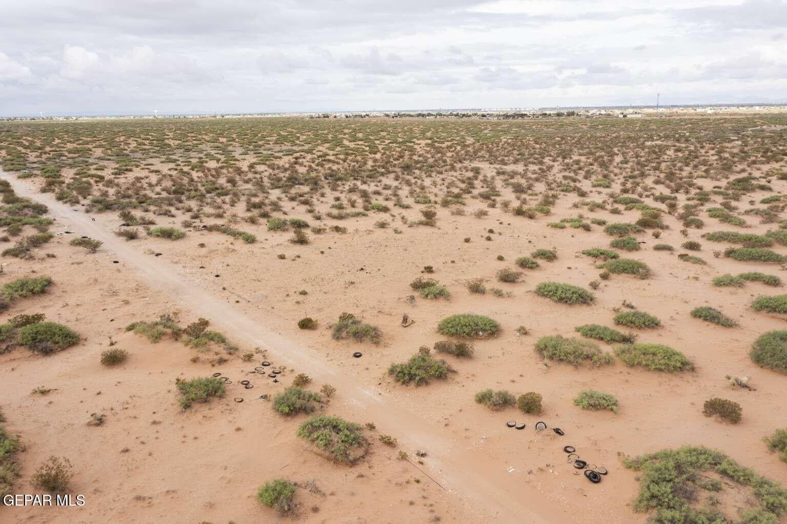 0.5 acres in El Paso County - photo 23