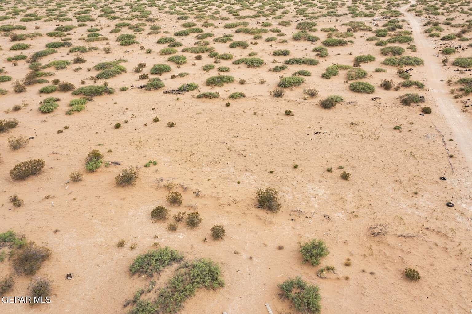 0.5 acres in El Paso County - photo 10