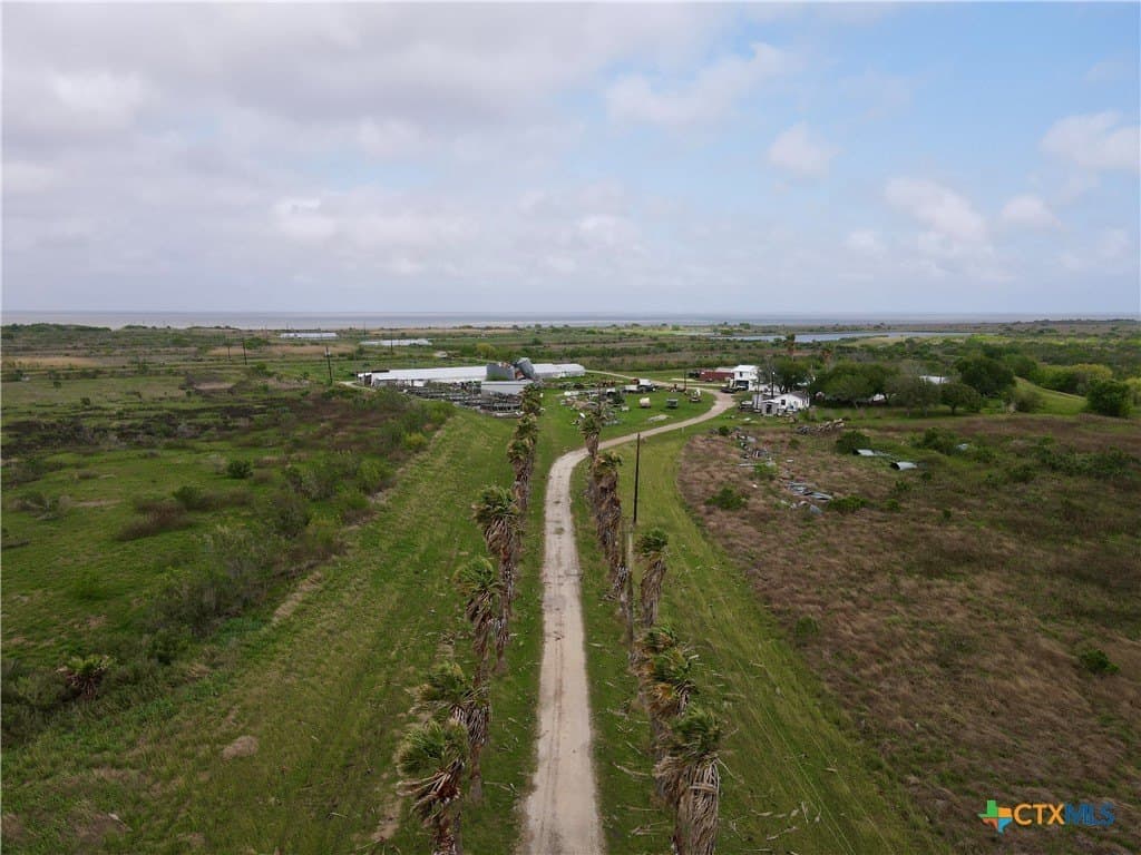 265.13 acres in Refugio County - photo 9