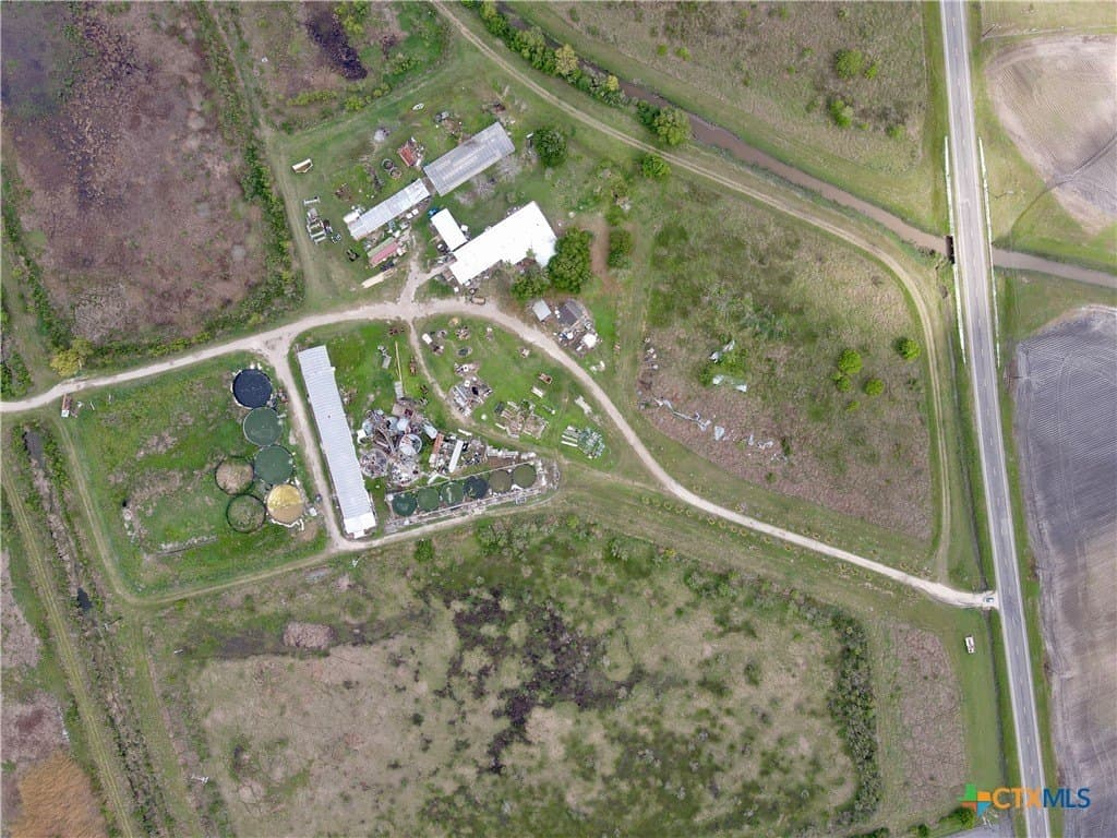 265.13 acres in Refugio County - photo 11