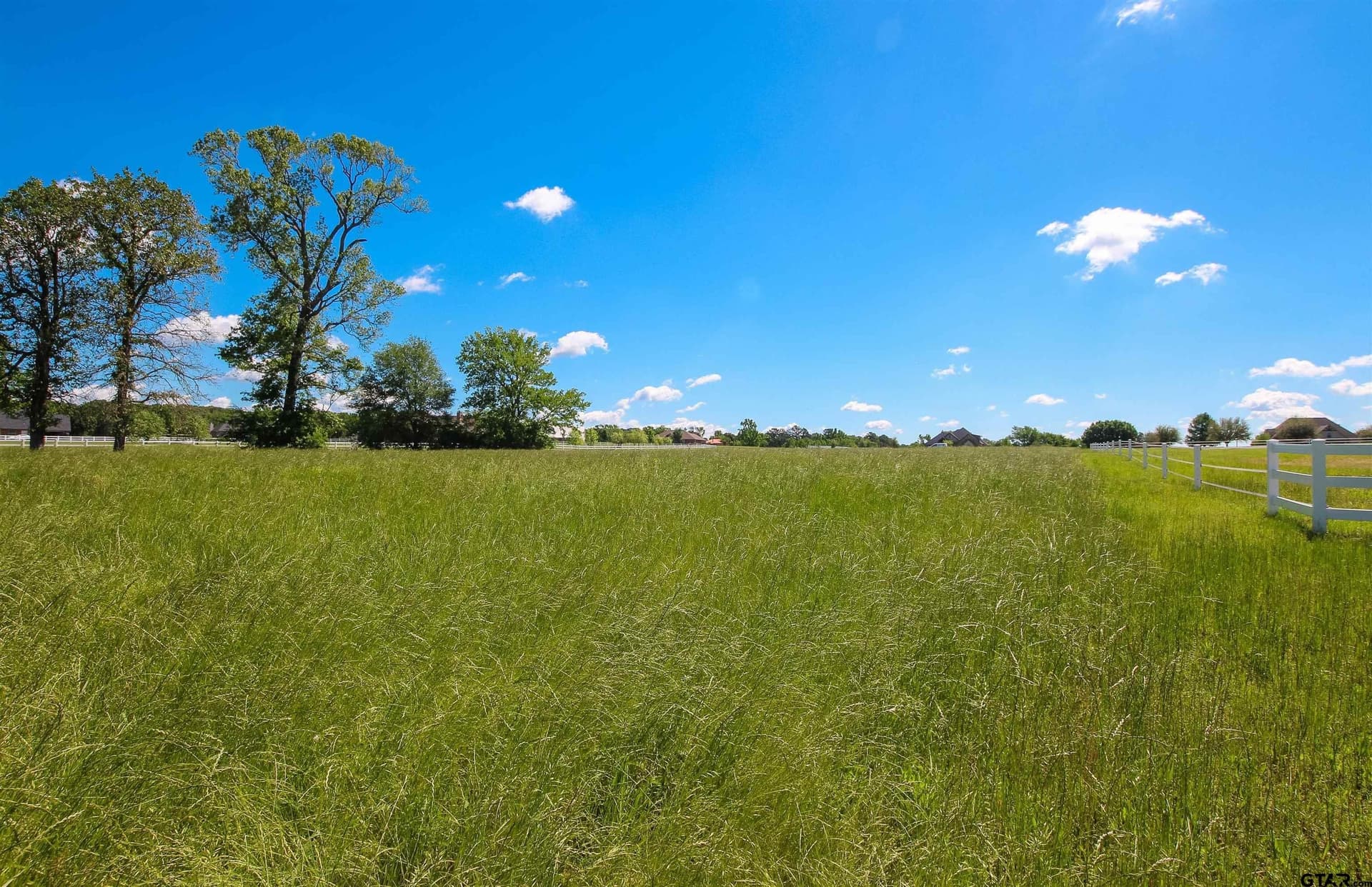 5.01 acres in Smith County featured view