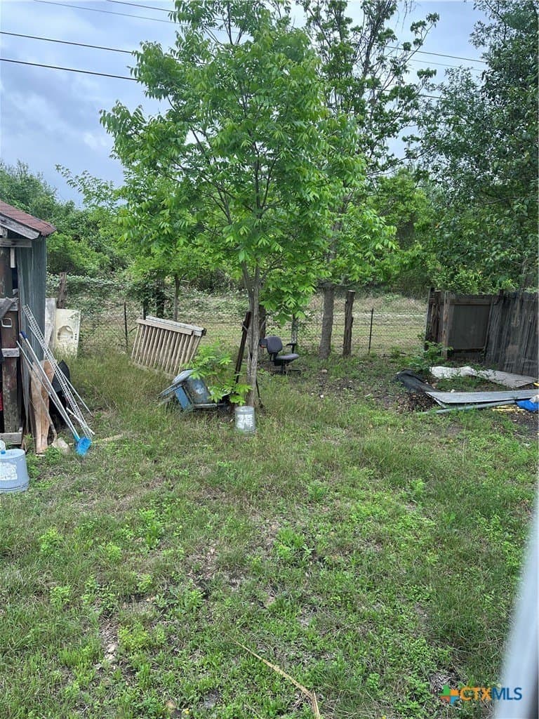 0.32 acres in Travis County gallery image 2