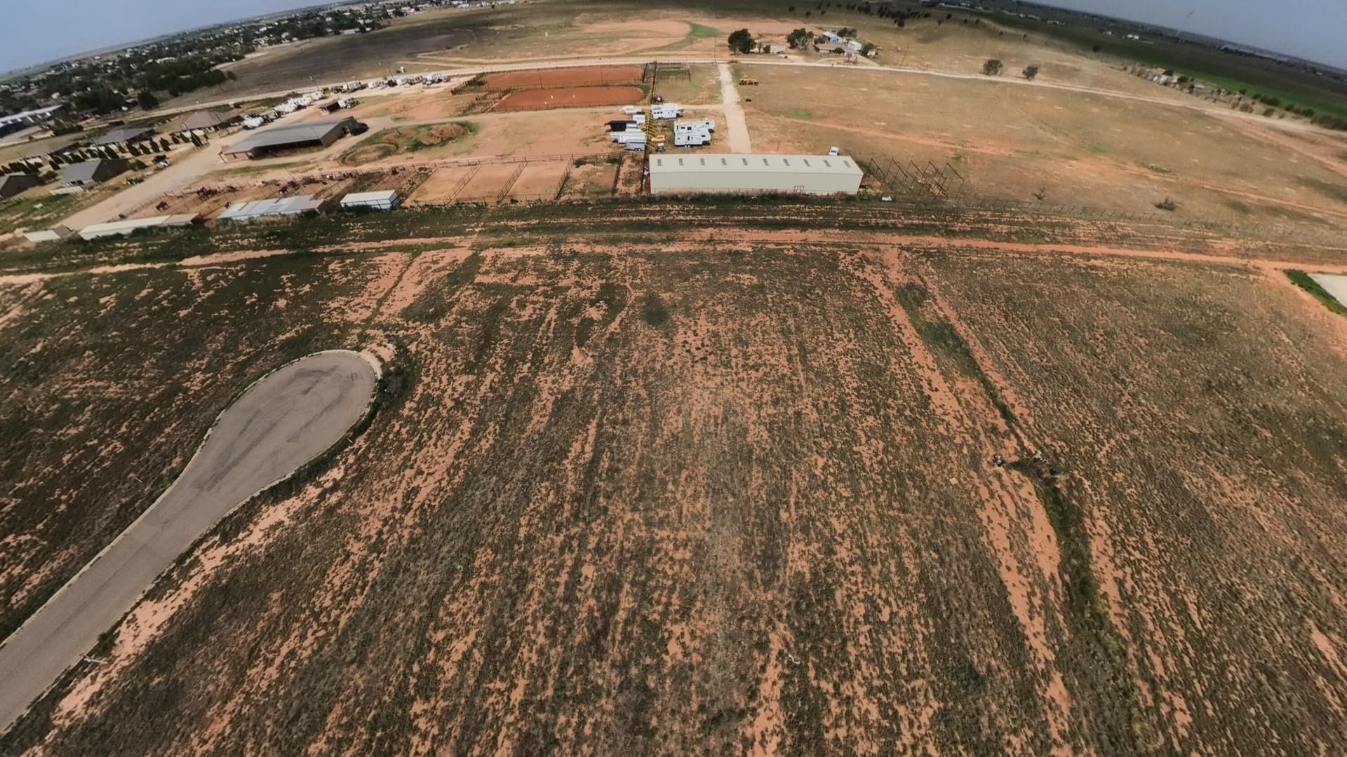1.1 acres in Lubbock County gallery image 3