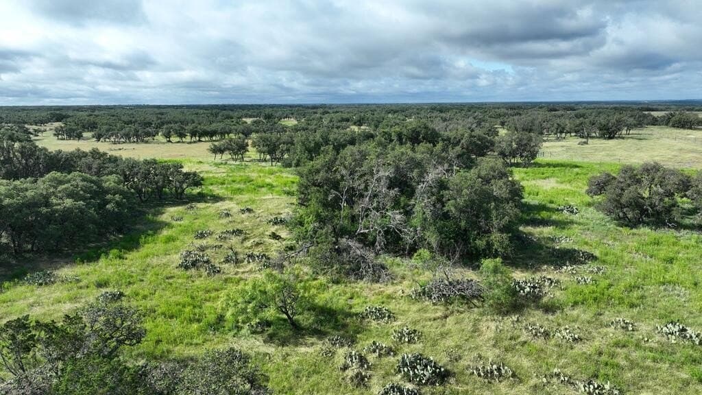 11.18 acres in Edwards County - photo 2