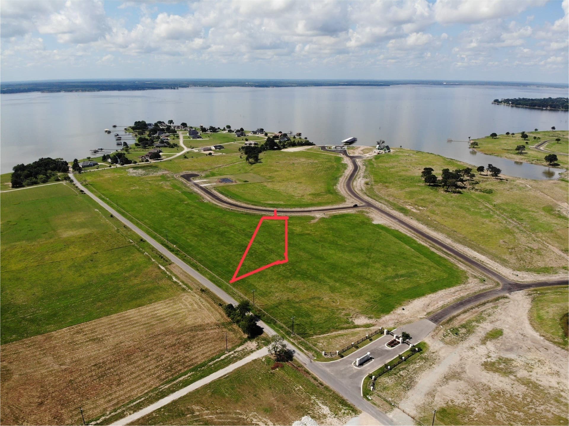 1.21 acres in Navarro County