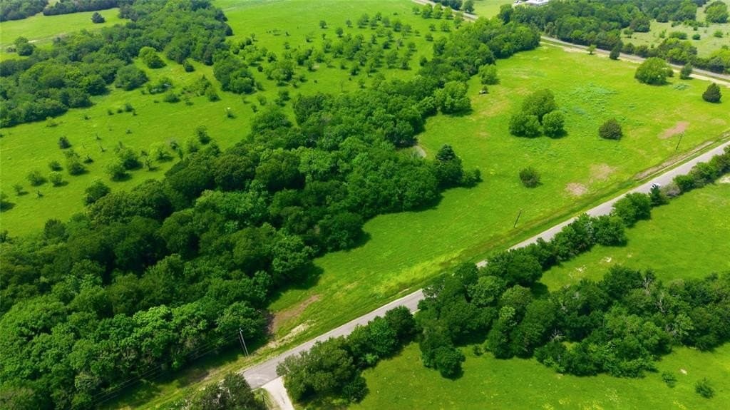 3.85 acres in Hunt County featured view