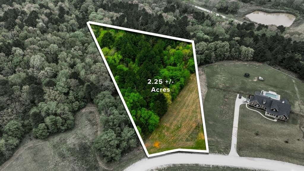 2.24 acres in Smith County gallery image 3