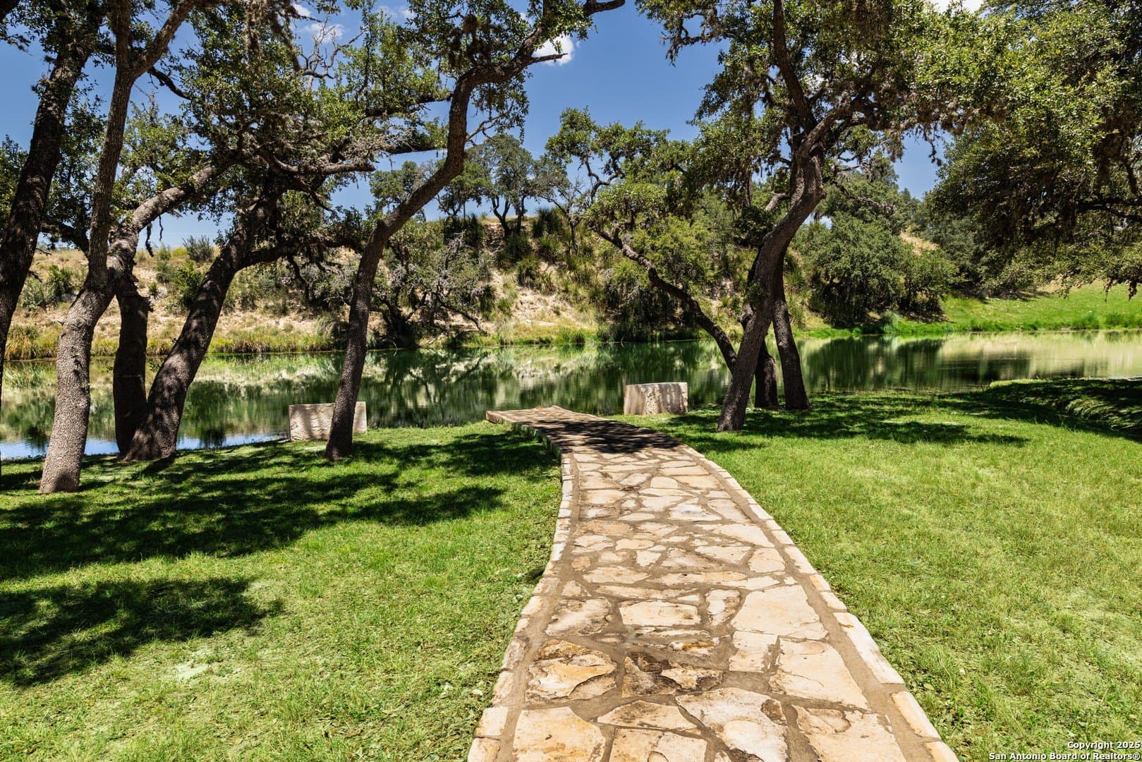 5 acres in Bandera County - photo 23