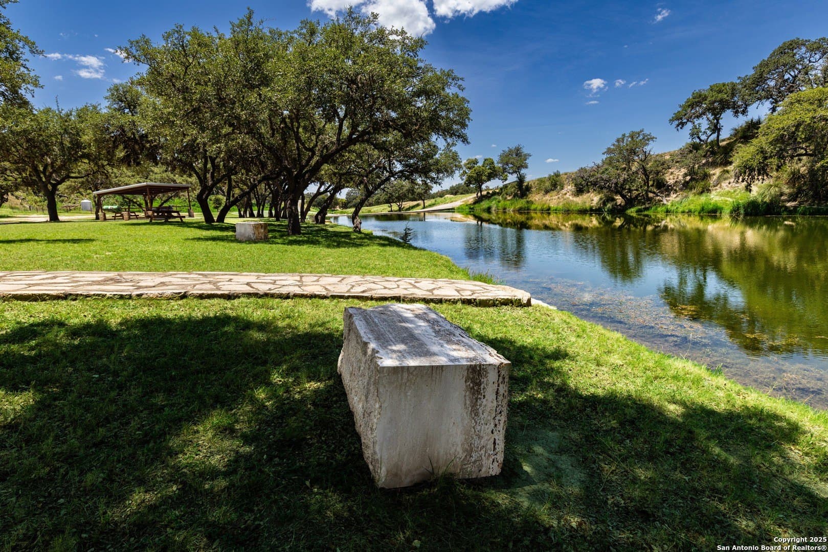 5 acres in Bandera County - photo 32