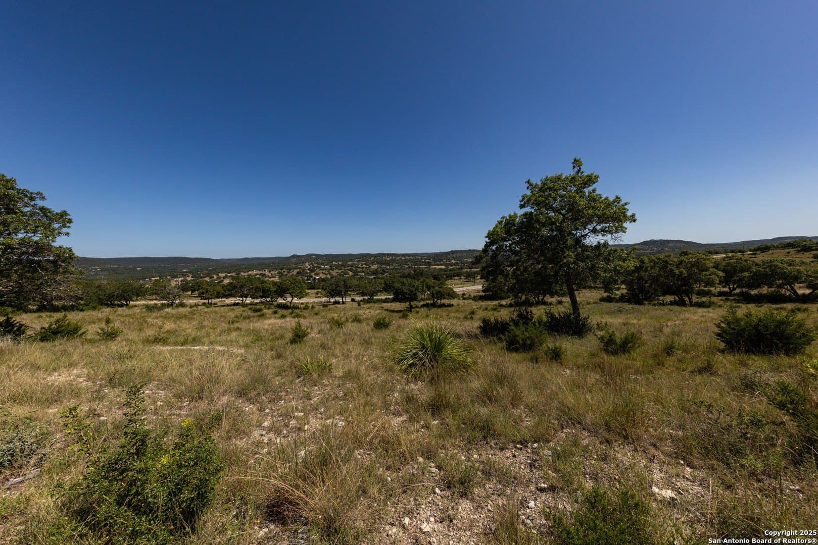 5 acres in Bandera County - photo 6