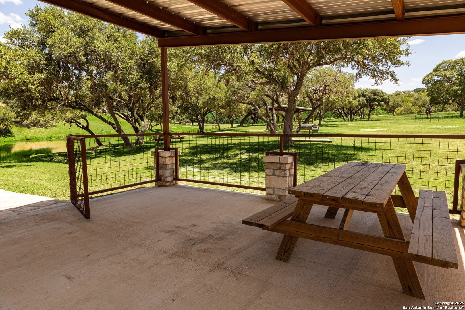 5 acres in Bandera County - photo 25