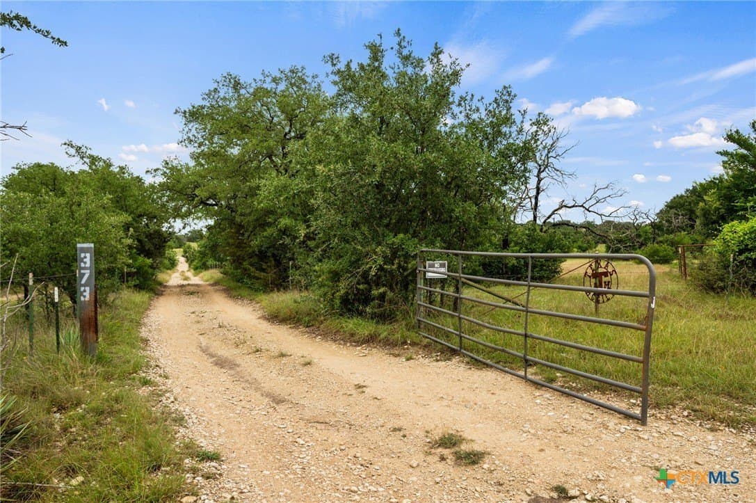 18.47 acres in Burnet County gallery image 2