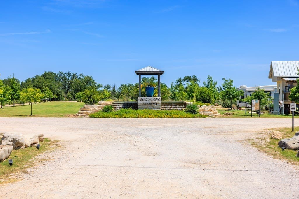 0.09 acres in Gillespie County - photo 10