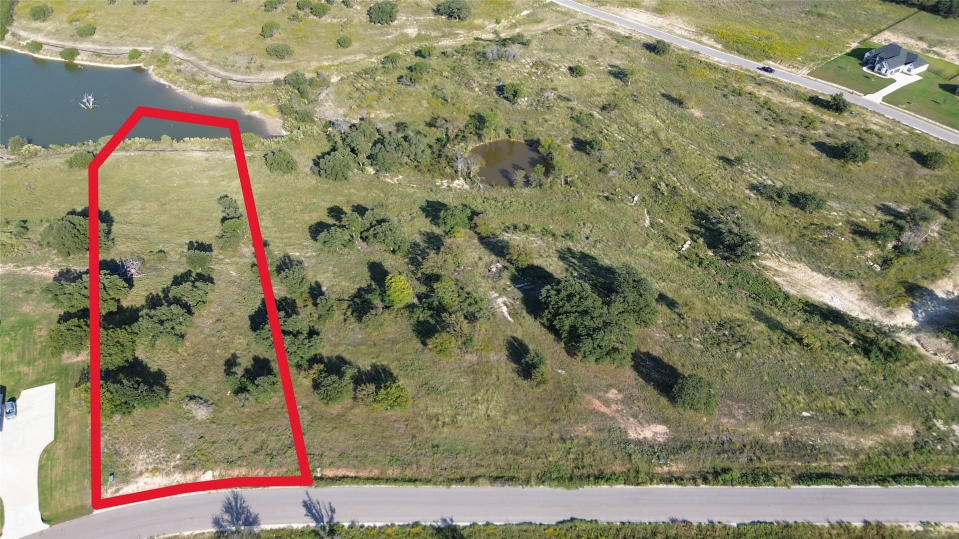 2.7 acres in Hood County