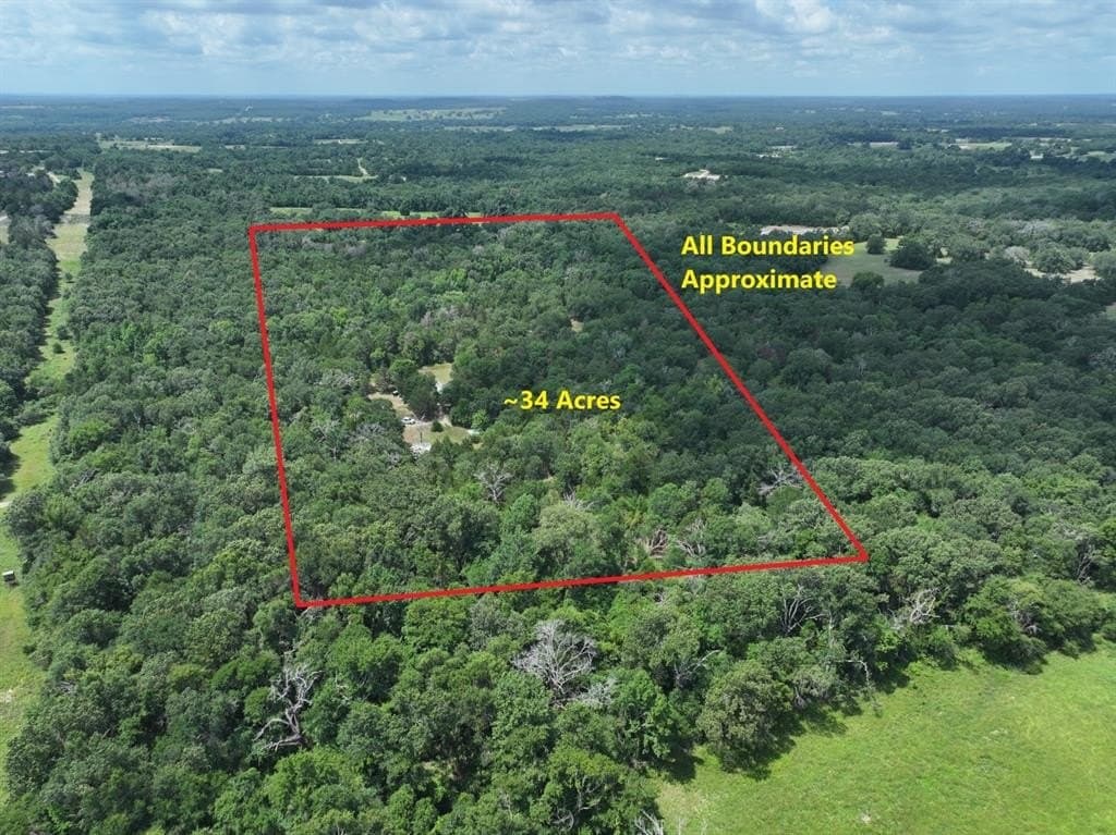 33.76 acres in Freestone County