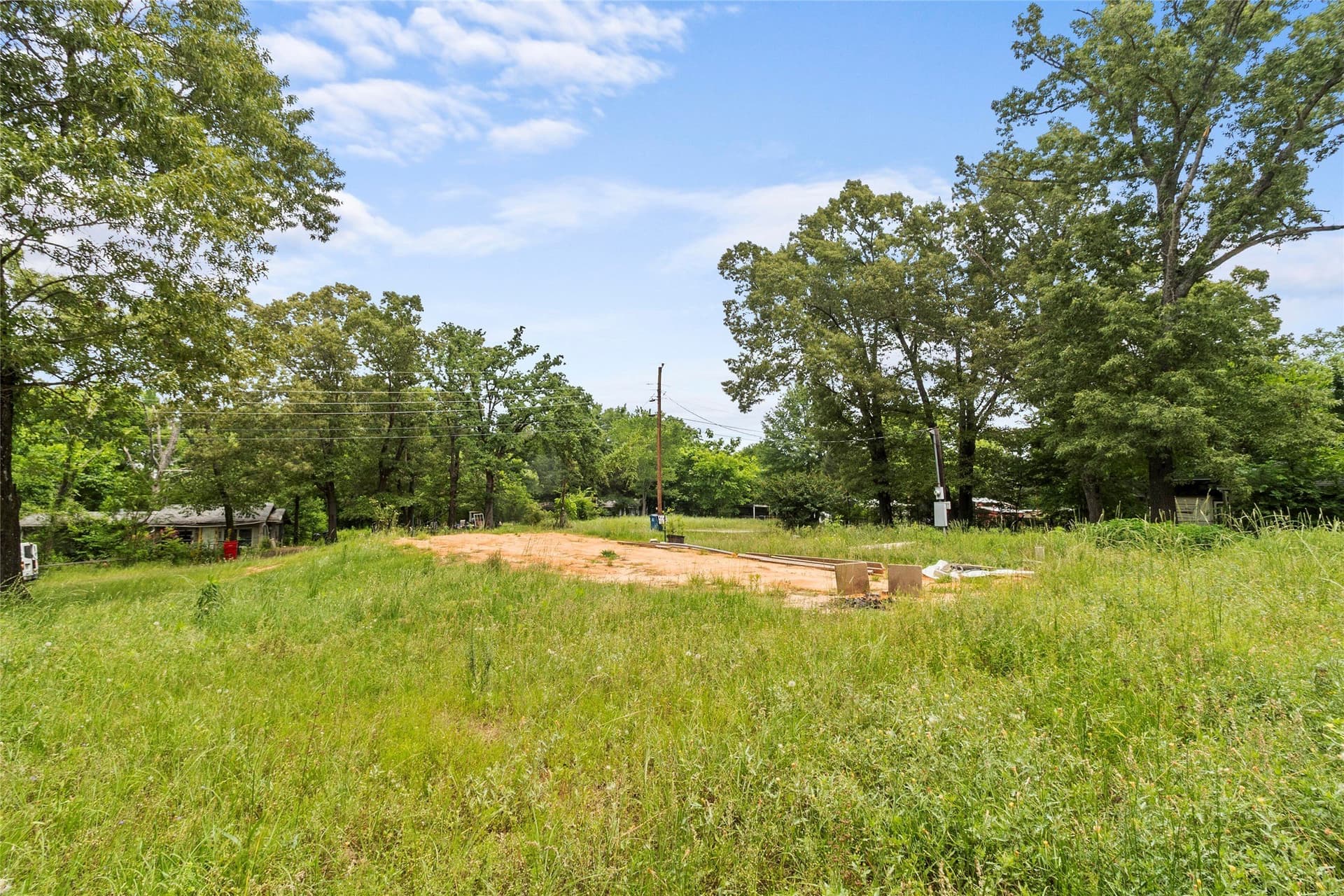 0.33 acres in Henderson County gallery image 4