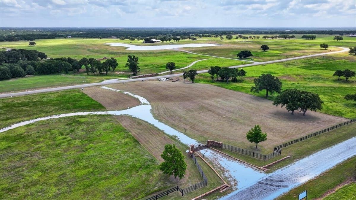 2.08 acres in Montague County - photo 7